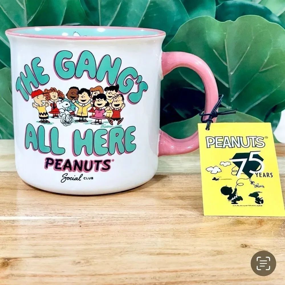 NWT Peanuts Snoopy & Friends “THE GANG’S ALL HERE” Green & White Jumbo 20 Oz Mug - Picture 5 of 12